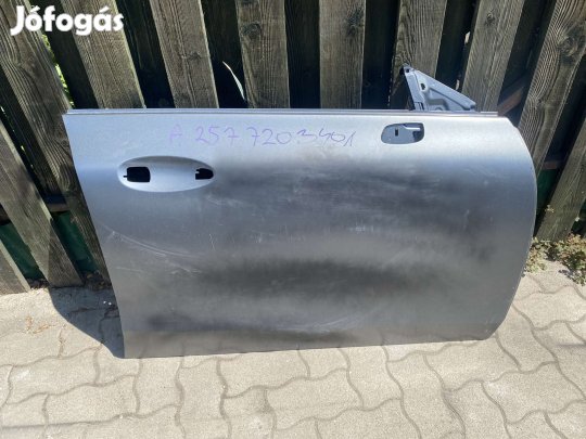 W257 j.e.ajtó A2577203401 eladó