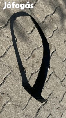 W295 ELSŐ LÖKHÁRÍTÓ JOBB SPOILER eladó