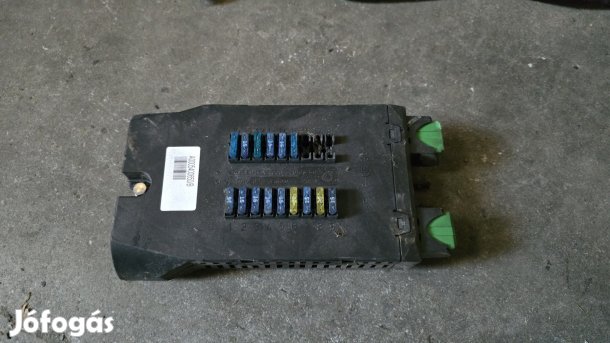 W638 biztosíték doboz A0005400650 eladó