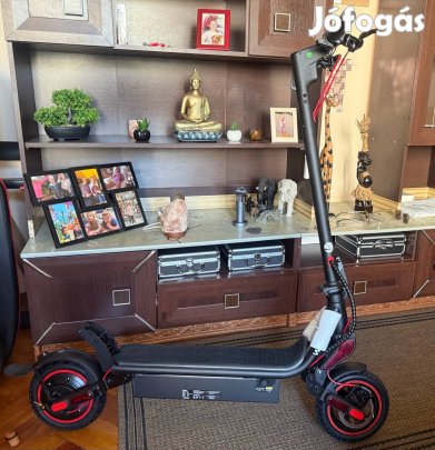 W8 elektromos roller eladó 