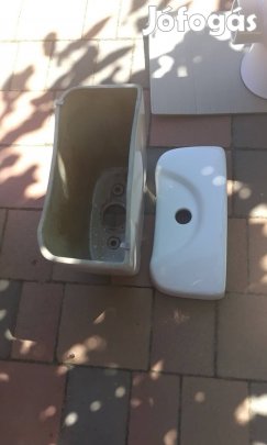 WC tartály eladó