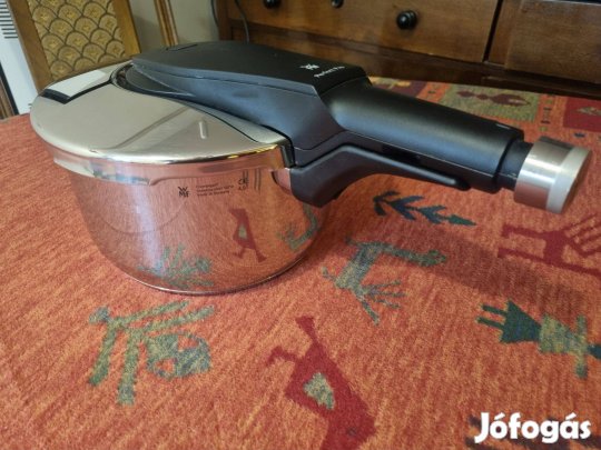 WMF Perfect Pro indukciós kukta 4,5 literes