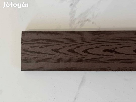WPC Kerítésléc, kávé színű, országos szállítással, famintás, üreges, 1