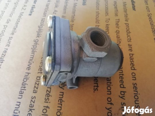 Wabco Nyomáscsökkentő szelep 8 bárra állítva