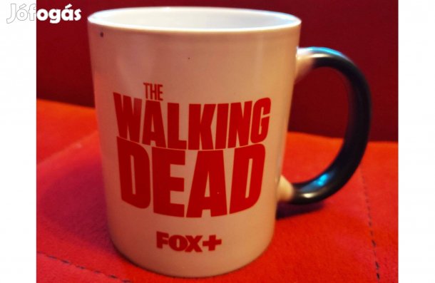 Walking dead hőre változó bögre