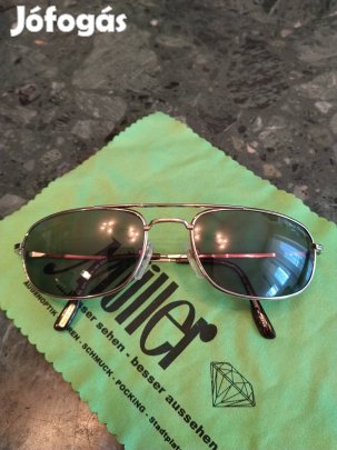 Wall Street Japán szemüveg