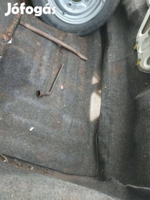 Warburg csomagtartó szőnyeg