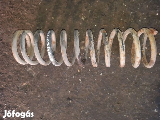 Wartburg 1.3 Első Rugó