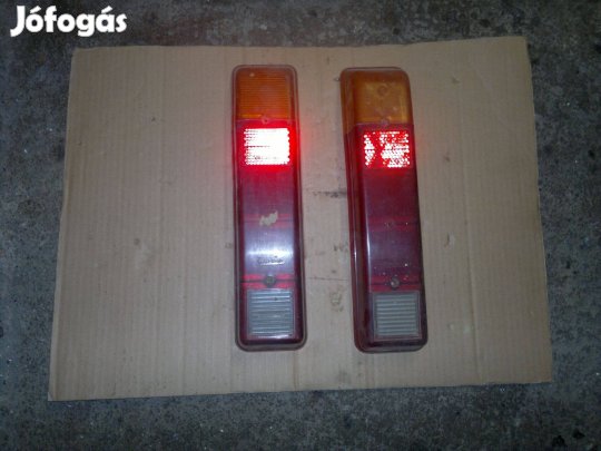 Wartburg hátsolámpa bura pár