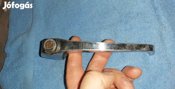 Wartburg kilincs eladó!