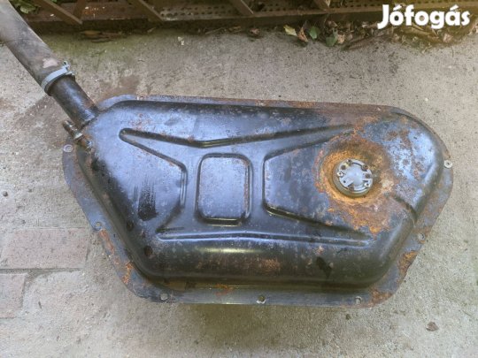 Wartburg üzemanyag tartály