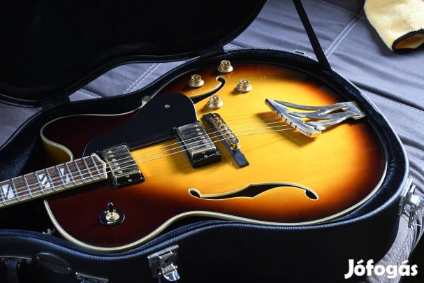 Washburn J6 Montgomery Jazz Blues elektromos gitár