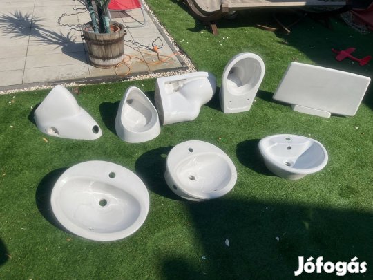 Wc, mosdó, piszoár, szaniter