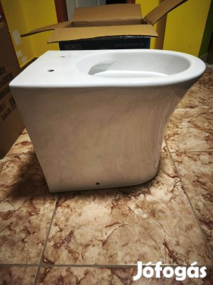 Wc csésze, álló, fehér, perem nélküli, hátsó kifolyás, ülőkével