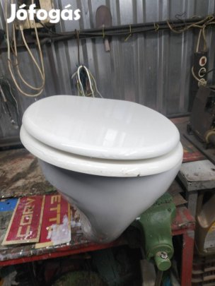 Wc kagyló hátsó kifolyásu