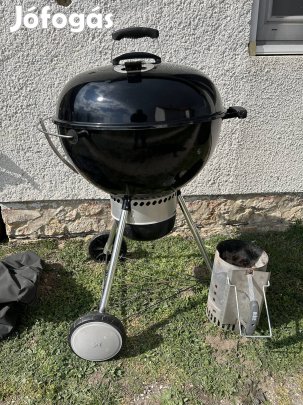 Weber Master-Touch GBS 57cm faszenes grill ponyvával