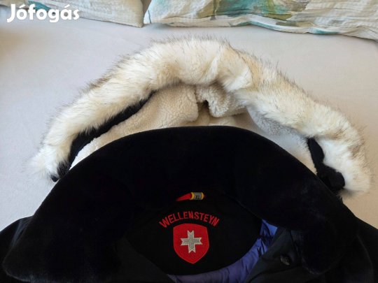 Wellensteyn női fekete kapucnis télikabát