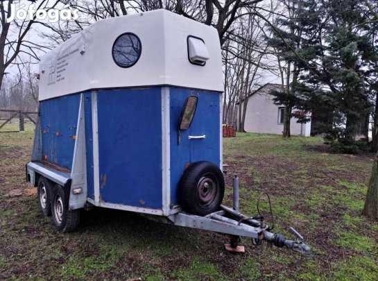 Westfalia Lószállító