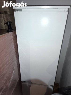 Whirlpool ART 450-A beépíthető újszerű kombinált hűtő szekrény eladó 