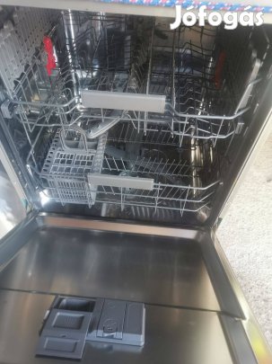 Whirlpool mosogatógép hibás