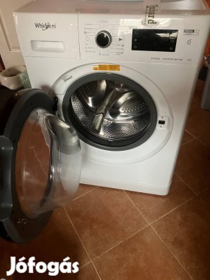 Whirlpool mosógép és Elektrolux porszívó