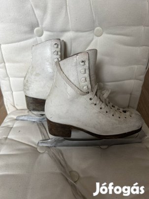 Wilson 32-es bőr korcsolya eladó