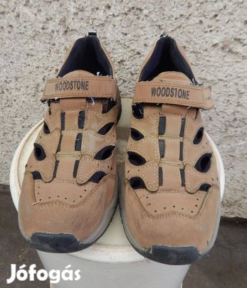 Woodstone férfi cipő, 43-as méret