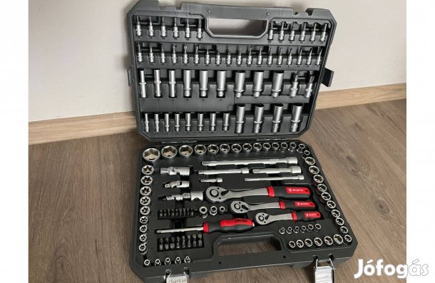 Würth 154 részes 1/4 - 3/8 - 1/2 Racsnis dugókulcs készlet