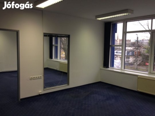 XIII. Kerület, Röppentyű utca, 36 m2-es, b kategóriás iroda, jó