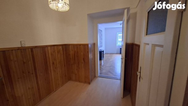 XIII.ker.,Váci út,1,5 szoba,42m2,Duna Plaza