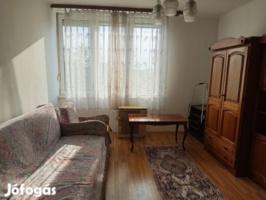 XIV. Kerület, Angol utca, 47 m2-es, társasházi lakás, 2 szobás