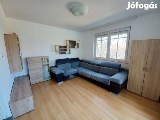 XIV. Kerület, Columbus utca, 42 m2-es, társasházi lakás, 2 szobás