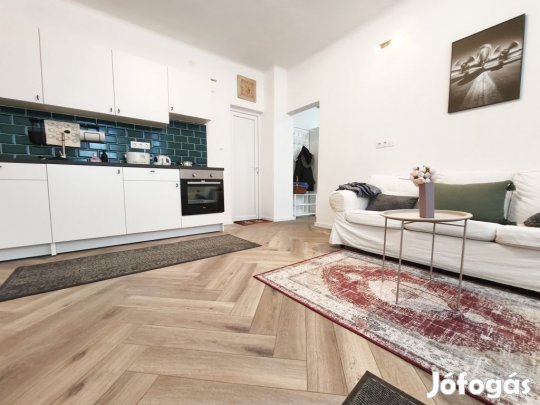XIV. Kerület, Herminamező, 42 m2-es, társasházi lakás, 2 szobás