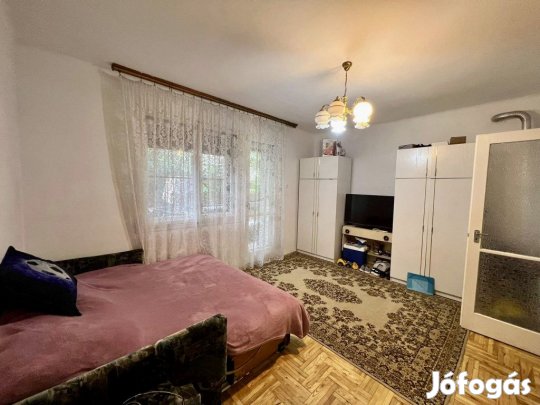 XIV. Kerület, Must utca, 53 m2-es, társasházi lakás, 1+1 szobás