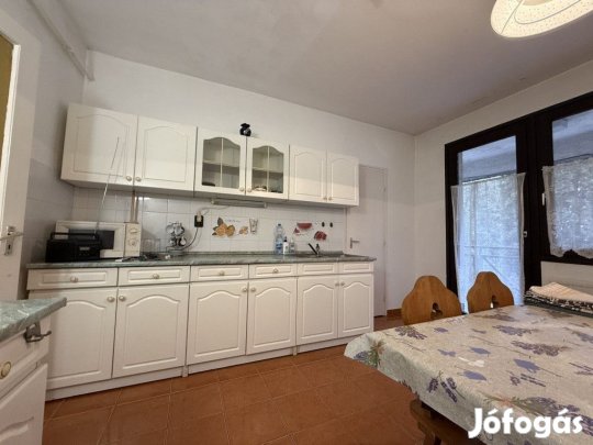 XI. Kerület, Solt utca, 109 m2-es, társasházi lakás, 4 szobás