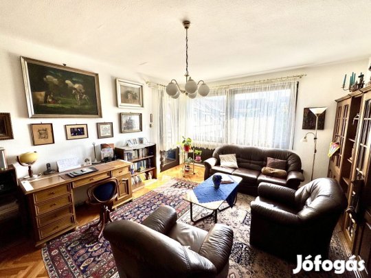 XI. Kerület, Solt utca, 75 m2-es, társasházi lakás, 3 szobás, jó