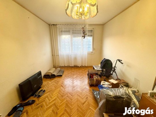 XI. kerületben Etele úton eladó lakás