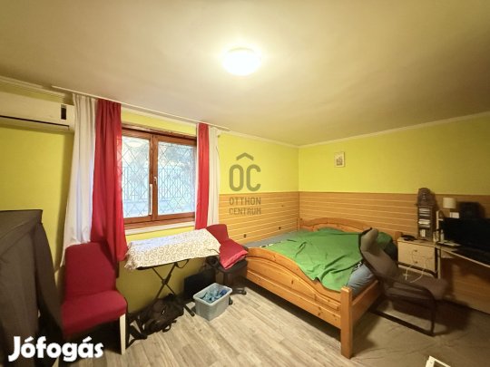 XI. kerületi eladó tégla társasházi lakás