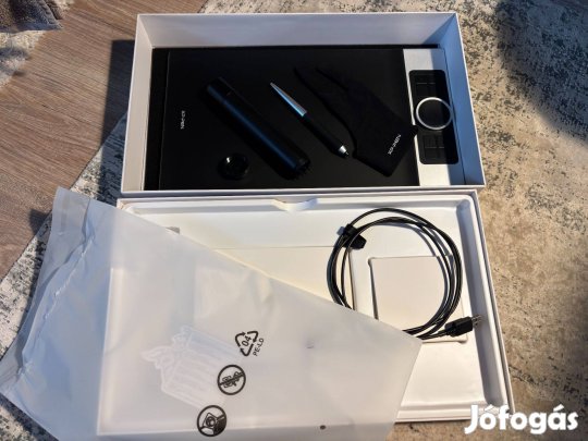 XP-PEN Grafikus tábla - Deco Pro M (11"x6", 5080 LPI, PS 8192, 200 RPS