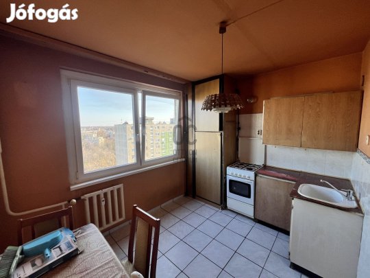XVIII. kerületi eladó panel társasházi lakás