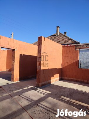 XVIII. kerületi eladó új építésű tégla ikerház
