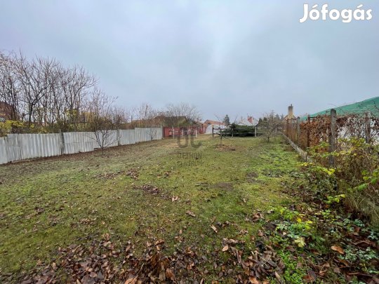 XVII. kerületi eladó telek