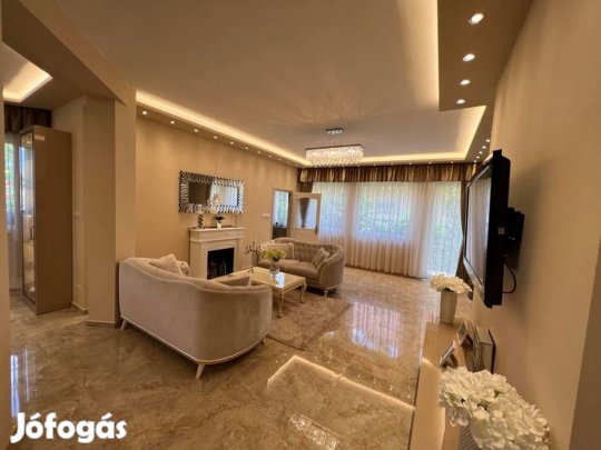 XVI. Kerület, Budapesti út, 138 m2-es, családi ház, 4 szobás