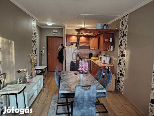 XV. kerületi eladó tégla társasházi lakás