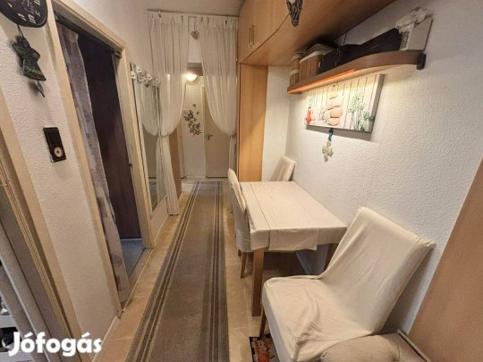 XXI. kerületben a Kossuth Lajos utcába eladó lakás