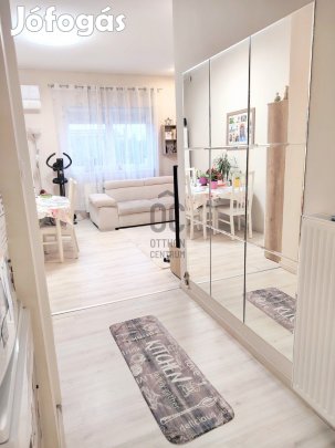 XXI. kerületi eladó tégla ikerház