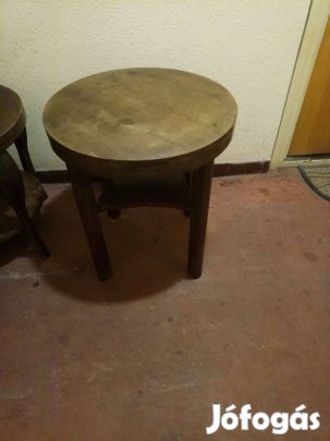 XX.század első felében készült, art deco, "párizsi" kerek asztal