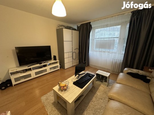 X. kerületi eladó panel társasházi lakás