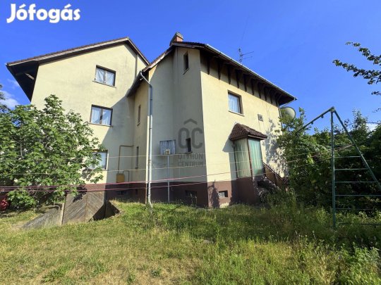 X. kerületi eladó tégla családi ház