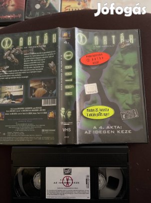 X akták 4 scifi vhs kistok. 